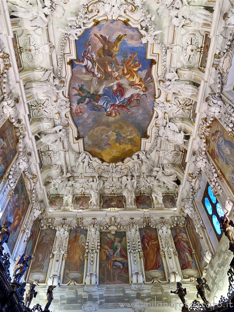 Caravaggio (Bergamo) - Metà superiore della sagrestia del Santuario di Caravaggio